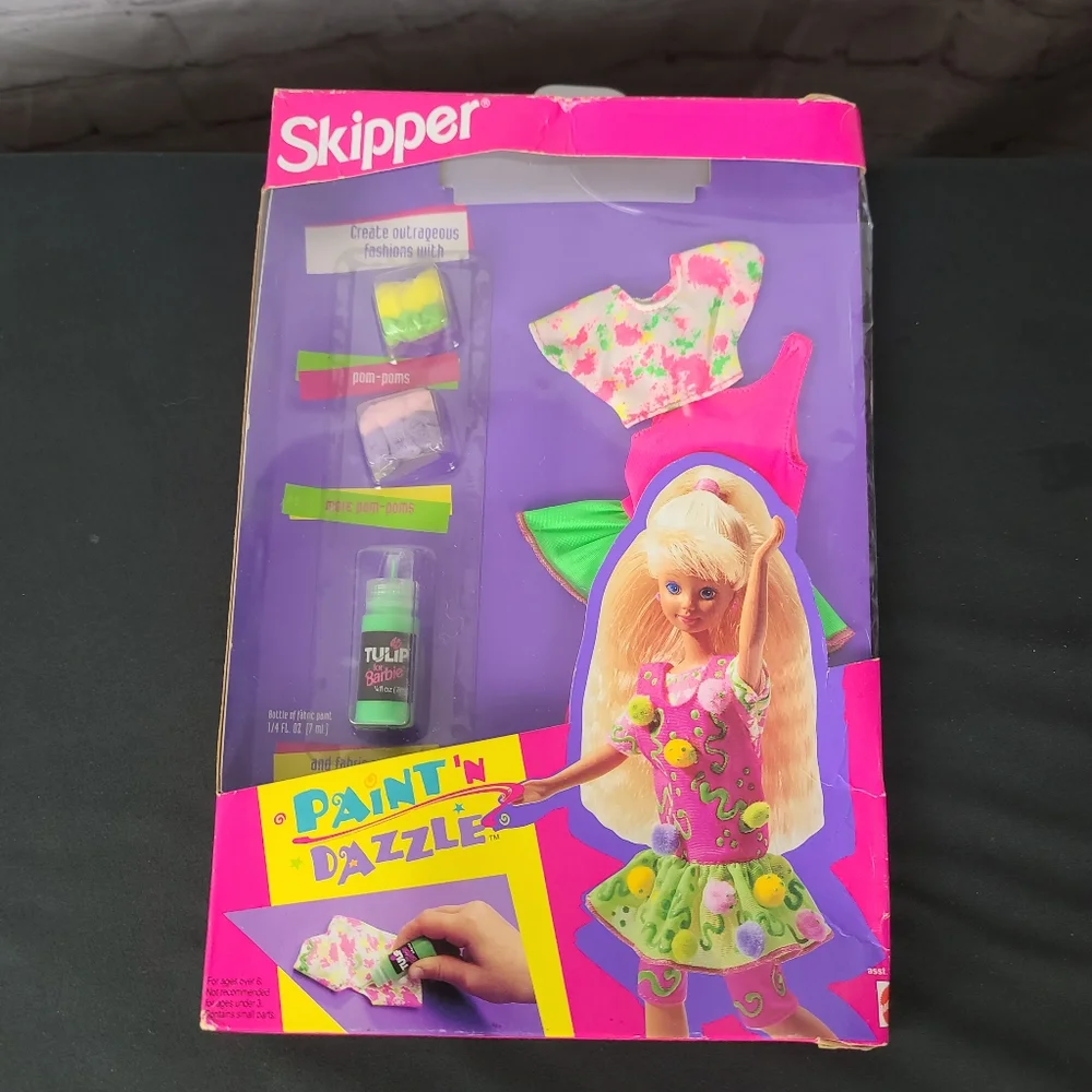 Barbie. Skipper Paint and Dazzle Outfit.